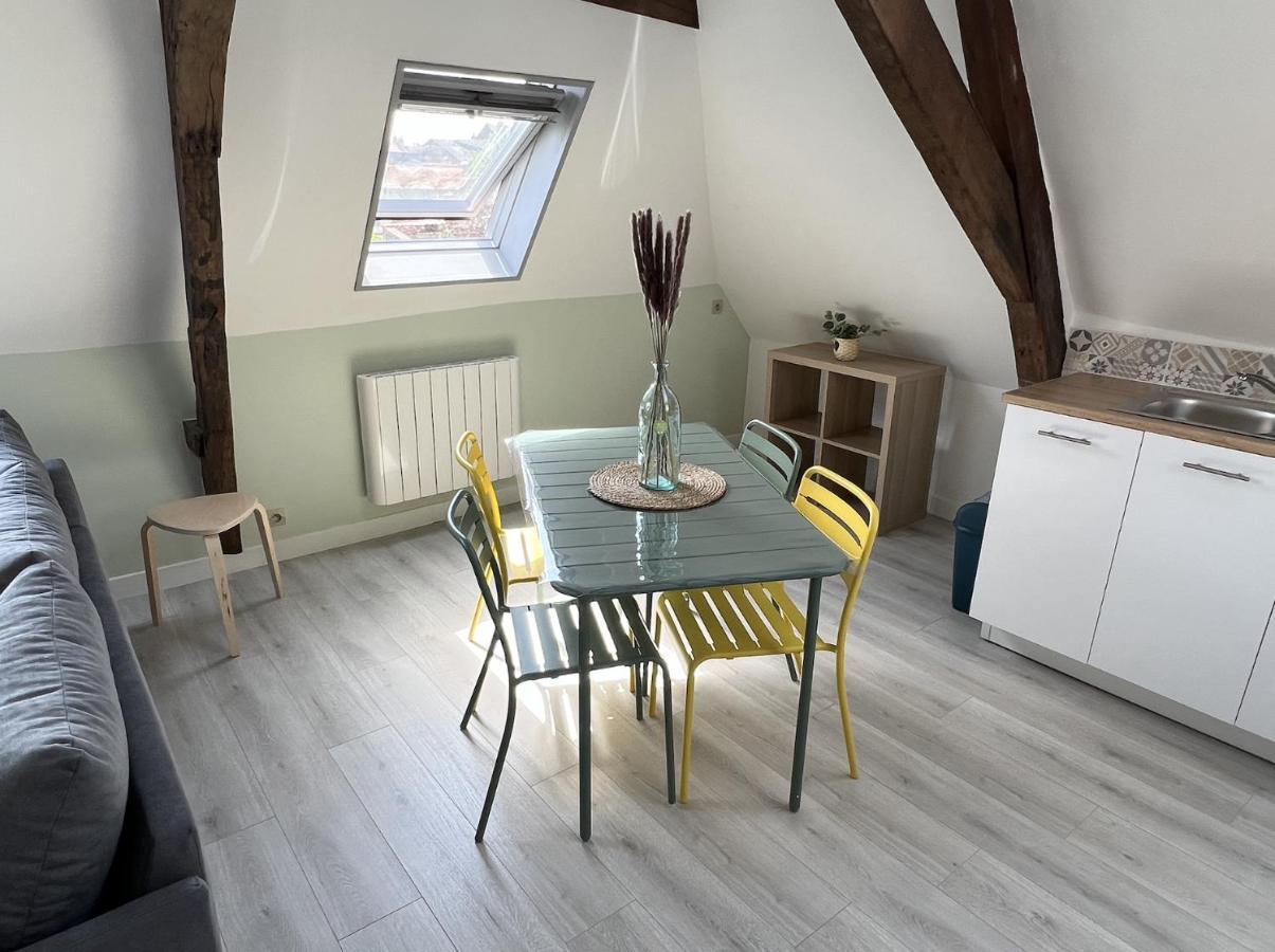 Appartement Le Saint Haut Centre Ville A Saint-Omer Екстериор снимка