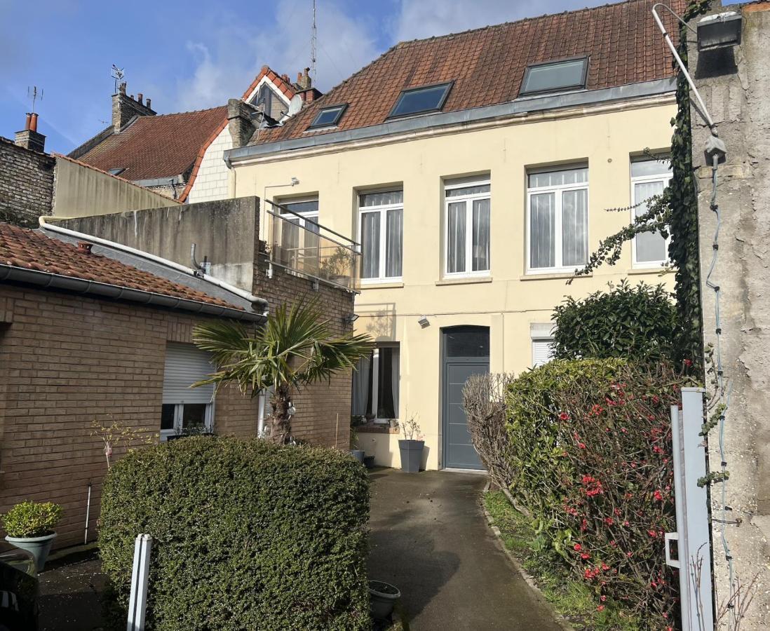 Appartement Le Saint Haut Centre Ville A Saint-Omer Екстериор снимка